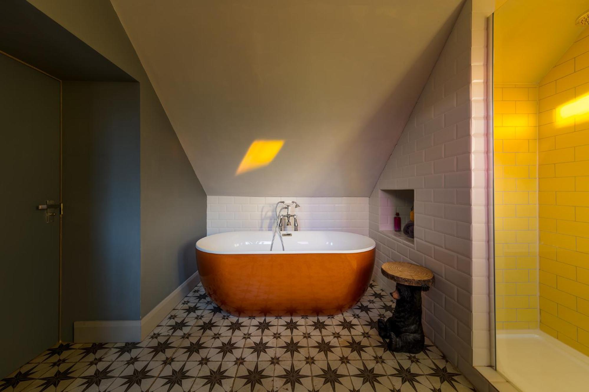 The Sheppey Hotel Glastonbury Room photo
